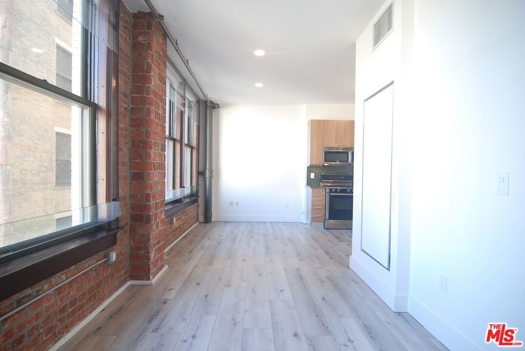 460 S Spring Street - Photo 10