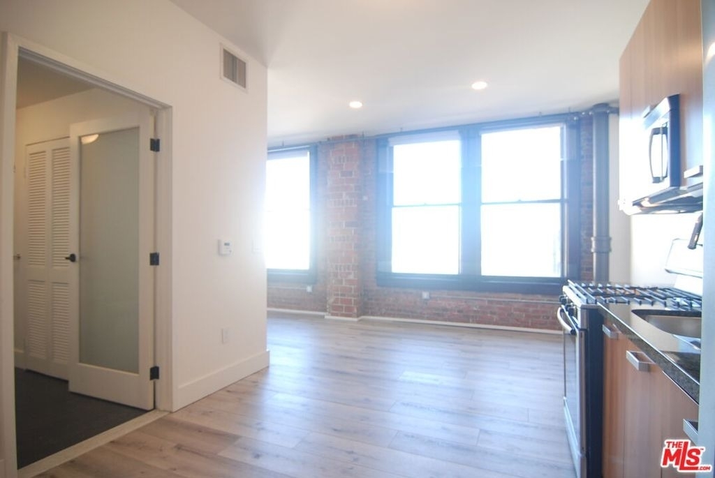 460 S Spring Street - Photo 1