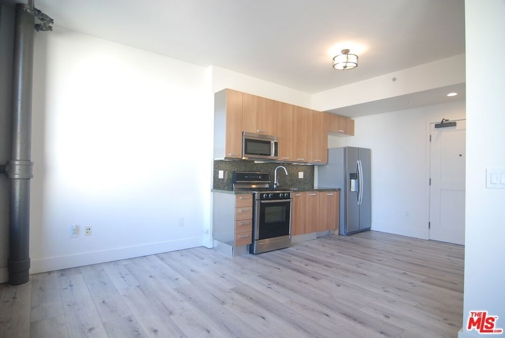 460 S Spring Street - Photo 6