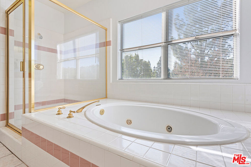 24310 Belford Court - Photo 49