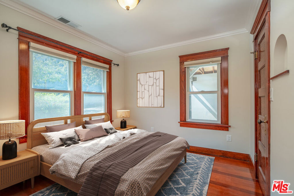 4253 Fountain Avenue - Photo 38