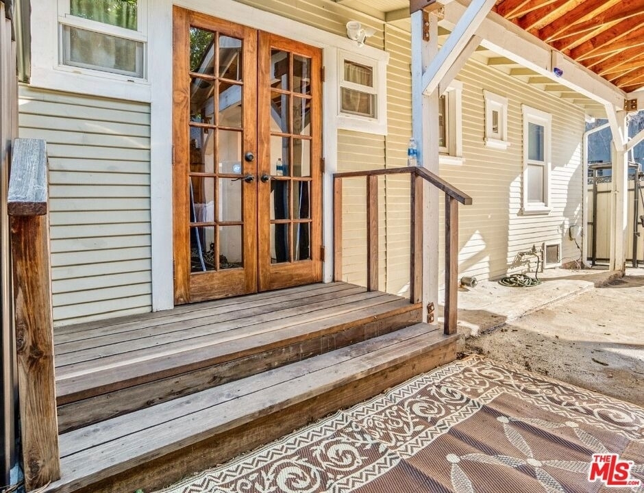 4253 Fountain Avenue - Photo 13