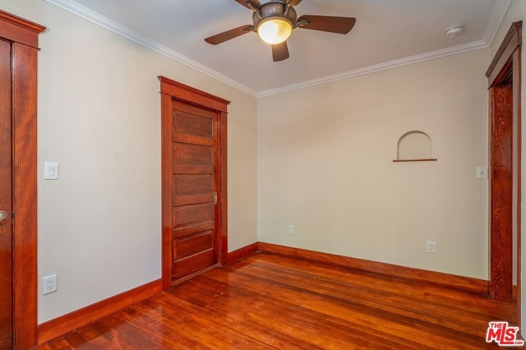 4253 Fountain Avenue - Photo 37