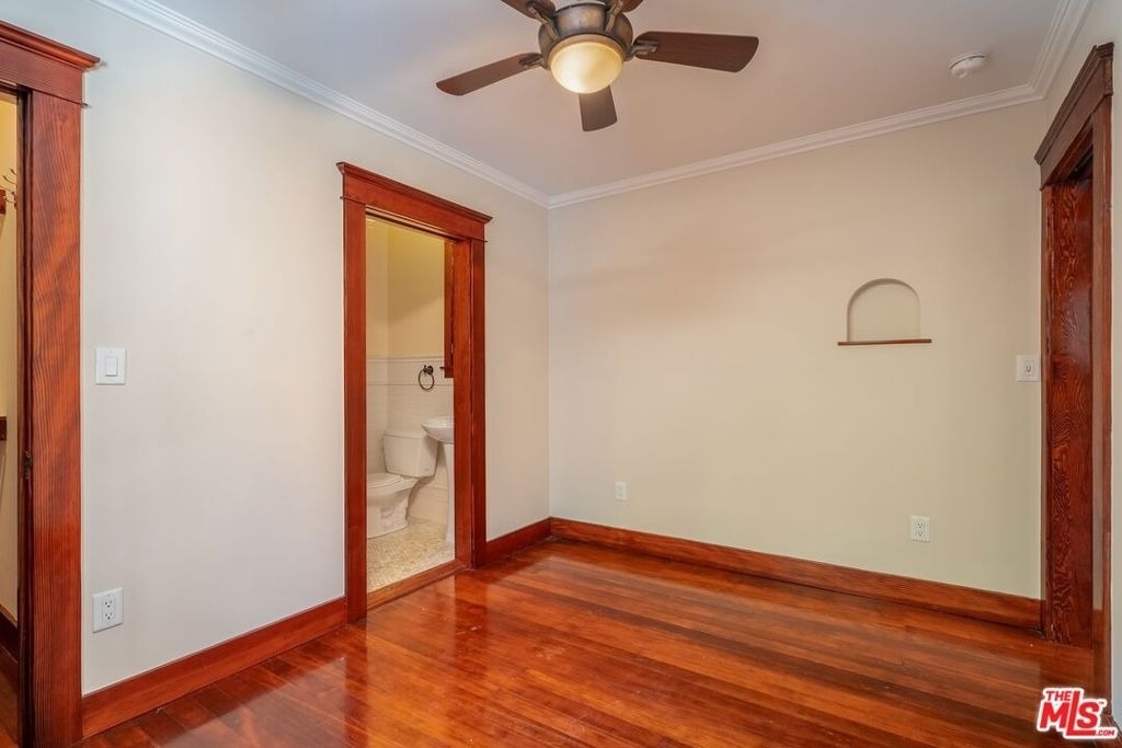 4253 Fountain Avenue - Photo 36