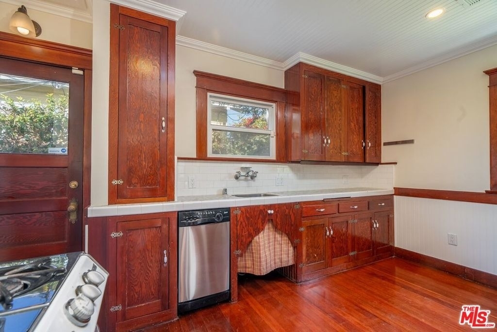 4253 Fountain Avenue - Photo 27