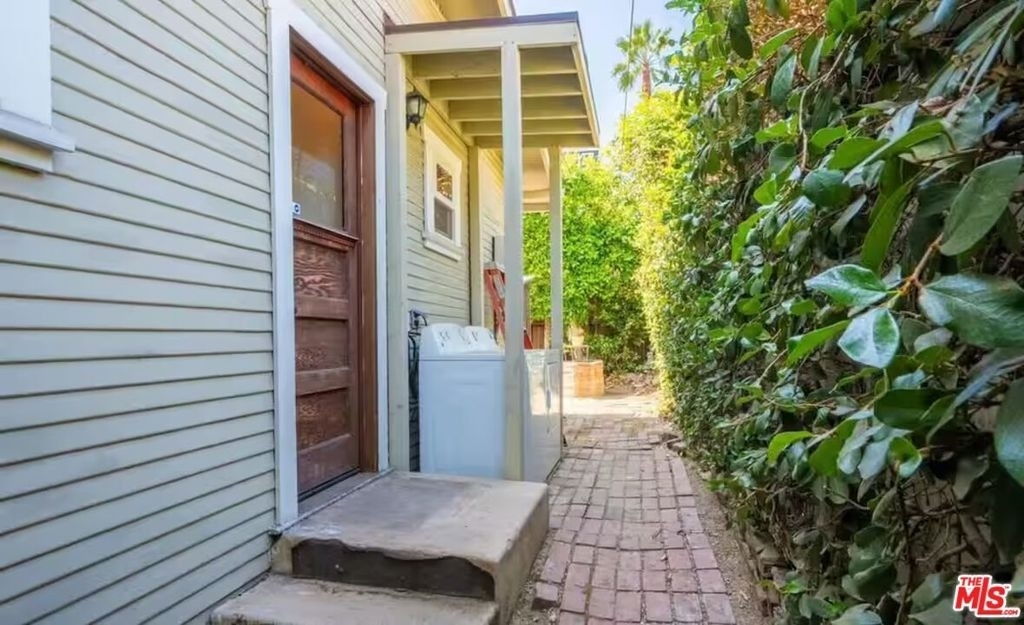 4253 Fountain Avenue - Photo 49