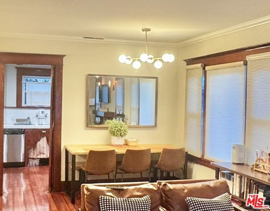 4253 Fountain Avenue - Photo 10