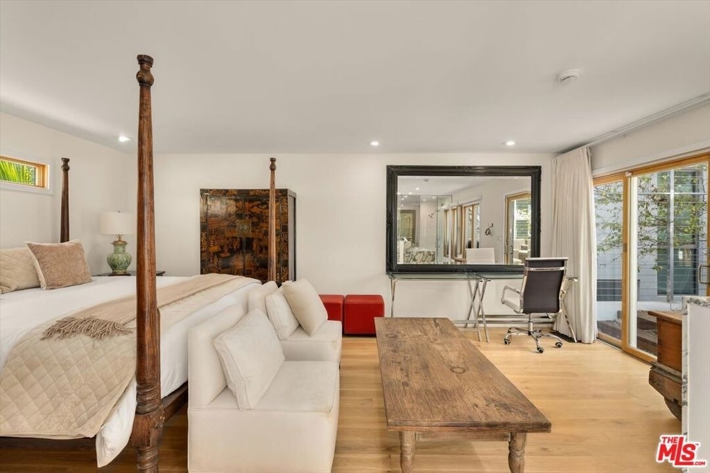 936 Palisades Beach Road - Photo 30