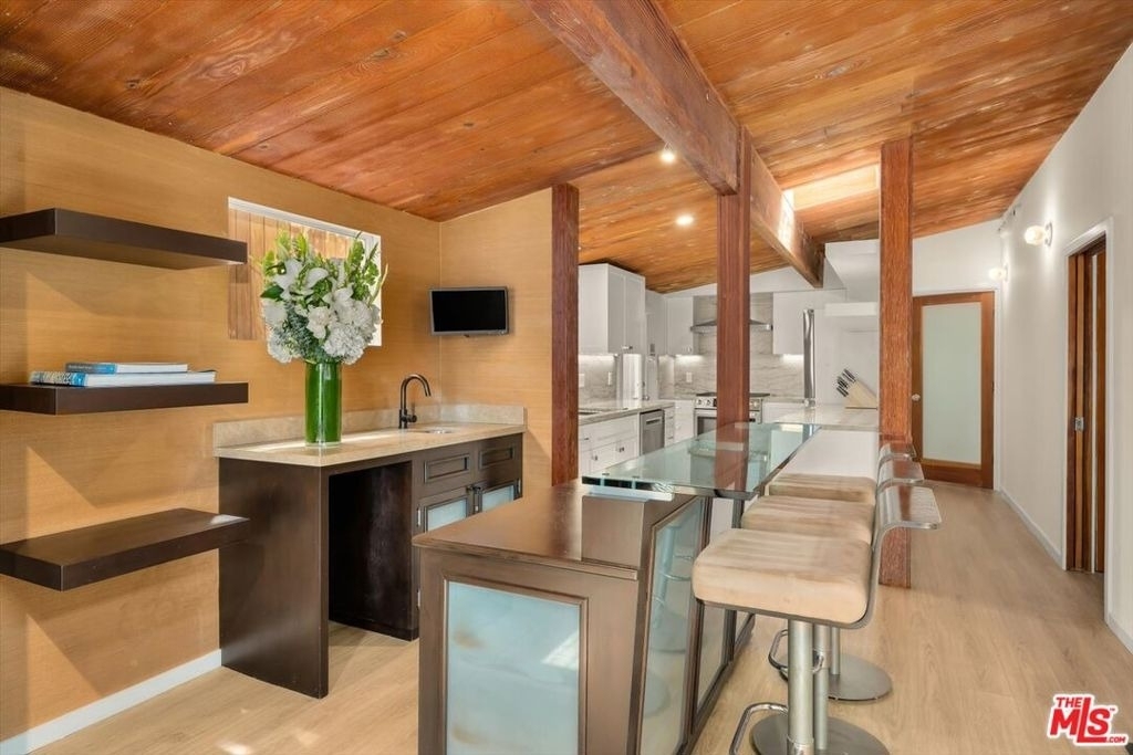 936 Palisades Beach Road - Photo 12