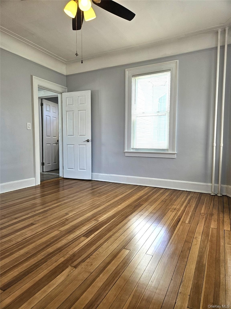 56 4th Avenue - Photo 19