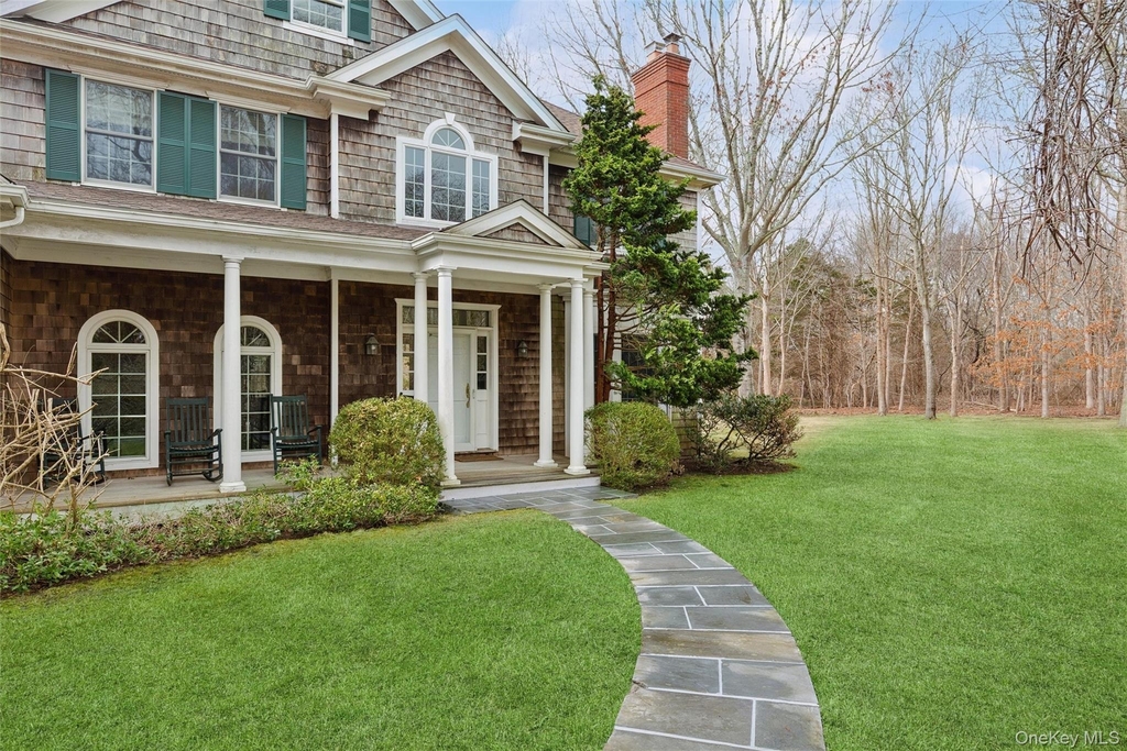 110 Greenleaf Lane - Photo 1