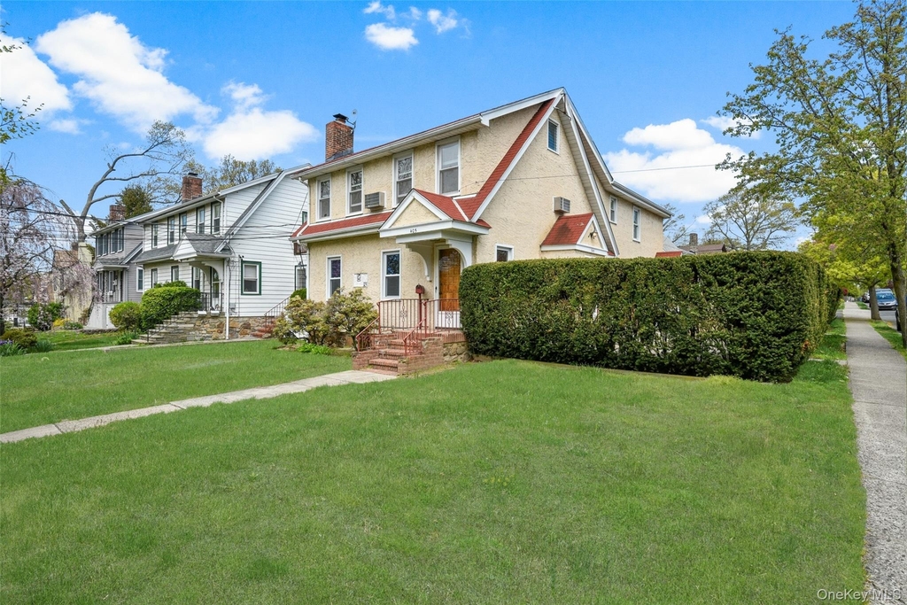 545 Stanley Avenue - Photo 14