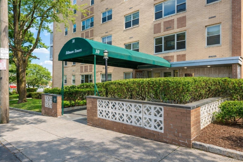 30 Lake Street - Photo 0