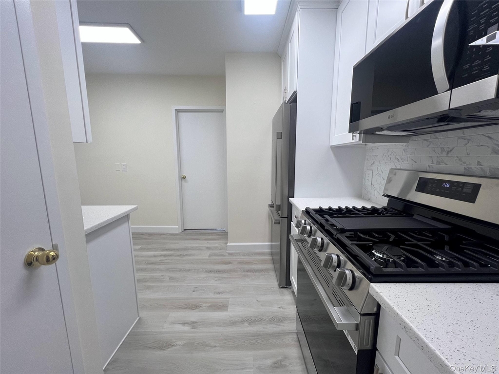 30 Lake Street - Photo 9
