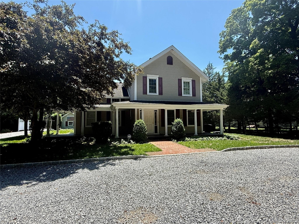 496 North Country Road - Photo 0