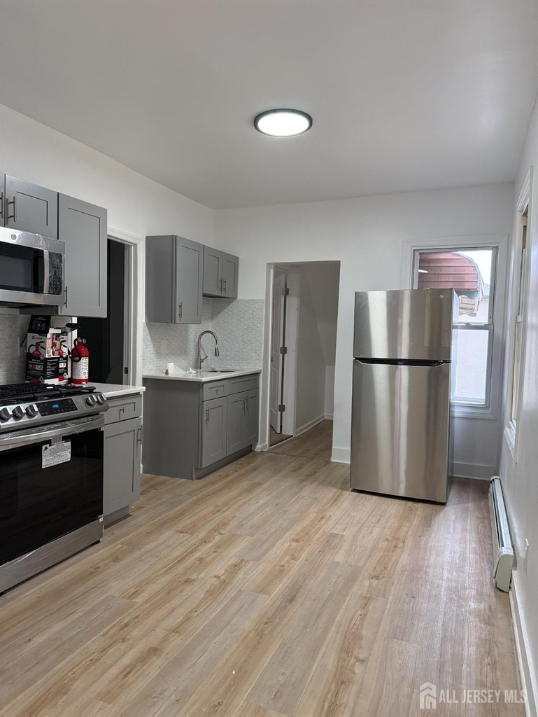 206 Market Street - Photo 8