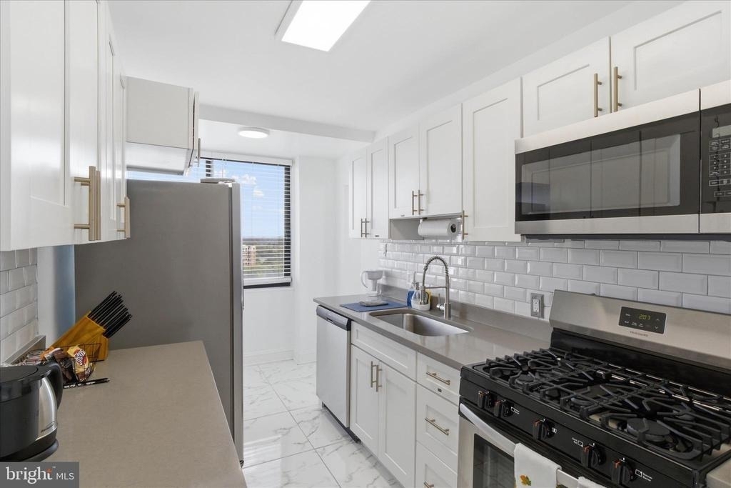 301 Beauregard Street - Photo 10