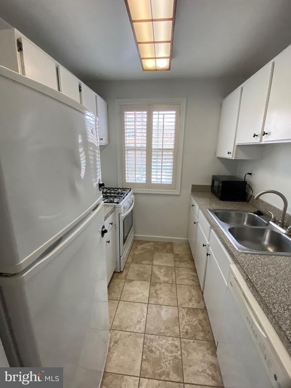 4378 N Pershing Drive - Photo 1