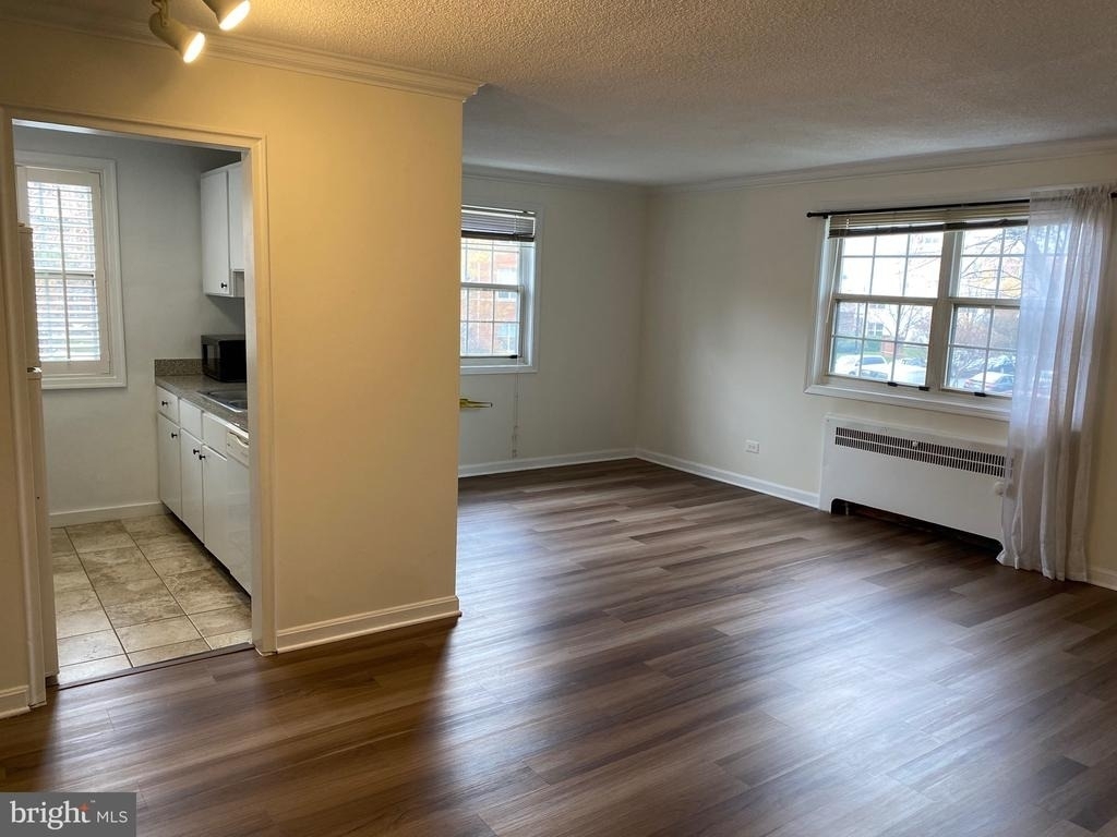 4378 N Pershing Drive - Photo 3