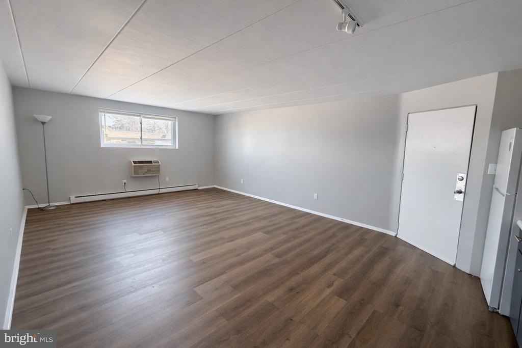 283 Park Street - Photo 3