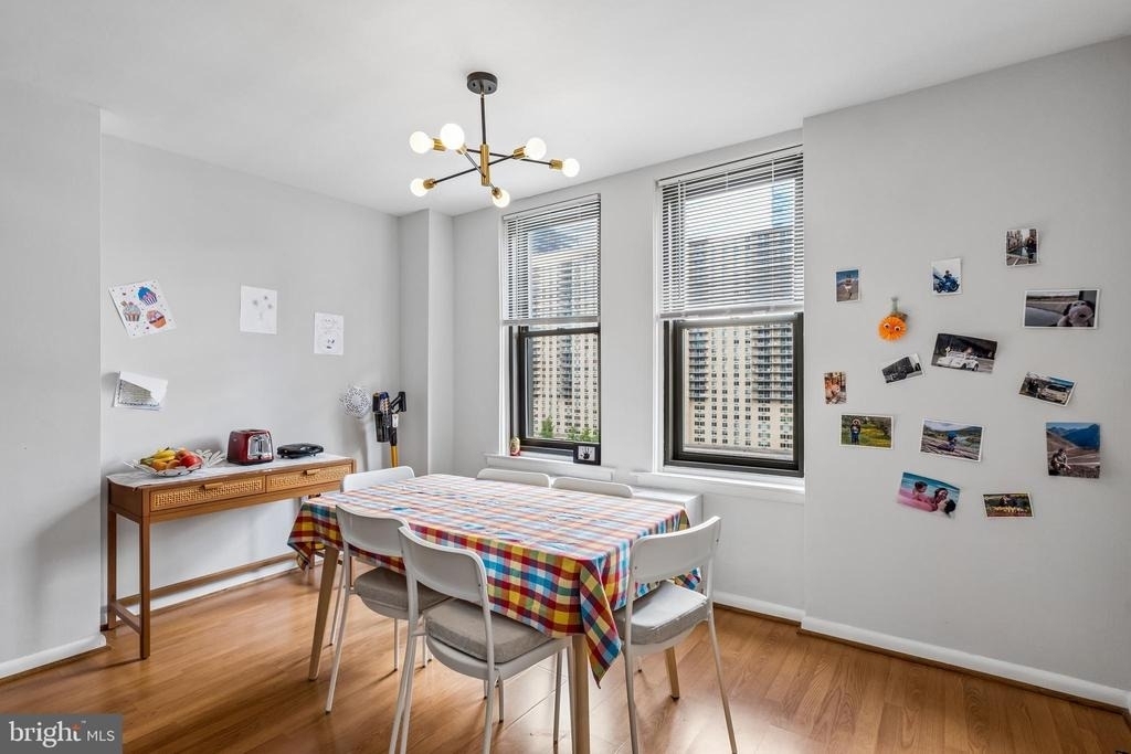 135 S 19th Street - Photo 8