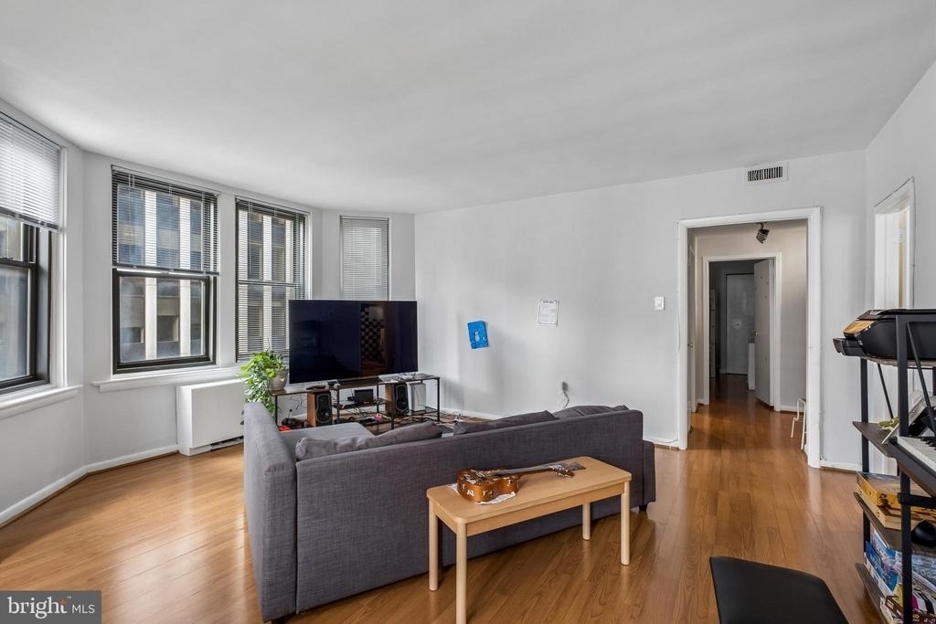 135 S 19th Street - Photo 7