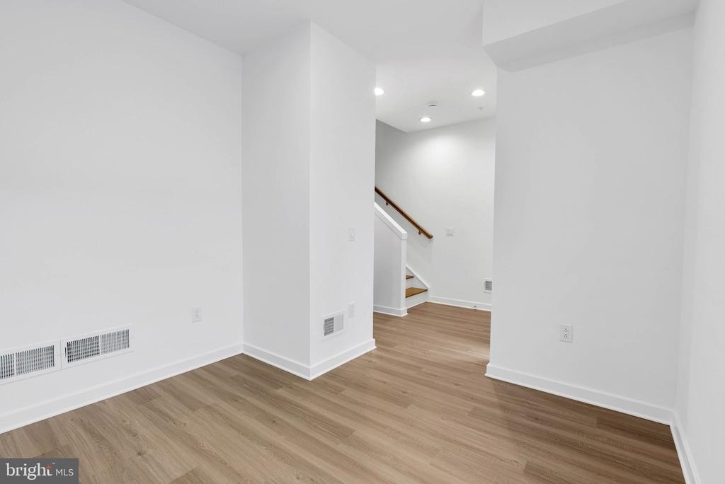 3000 Schirra Lane - Photo 12