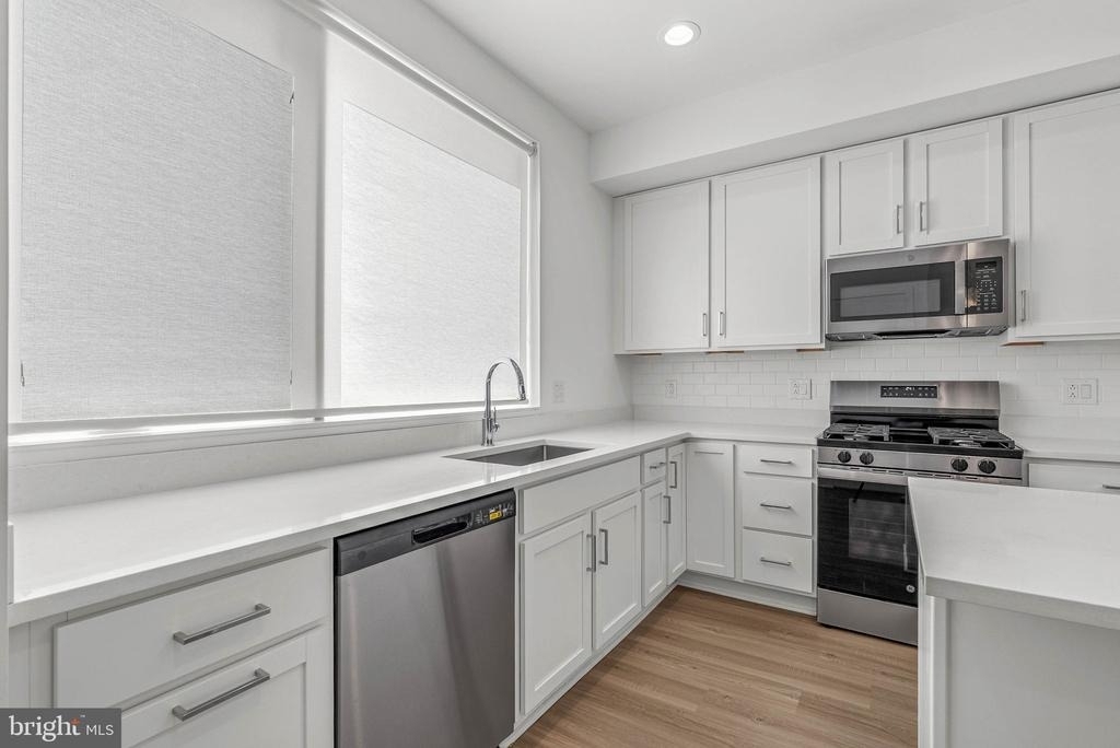 3000 Schirra Lane - Photo 8