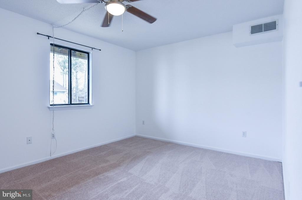 14300 Jarvis Avenue - Photo 23