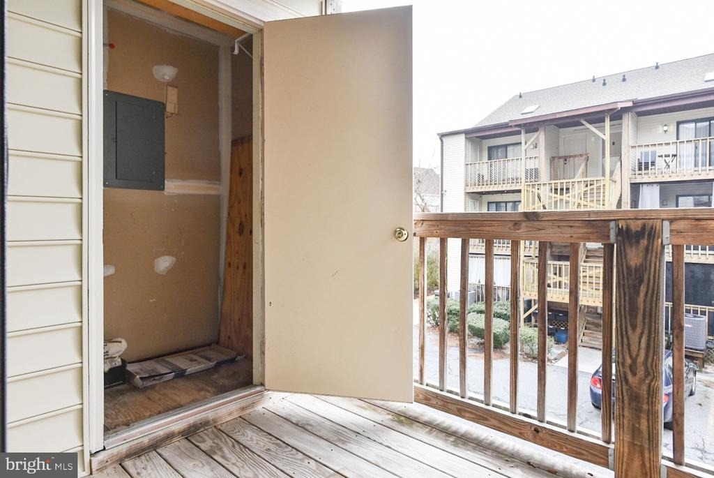 14300 Jarvis Avenue - Photo 27