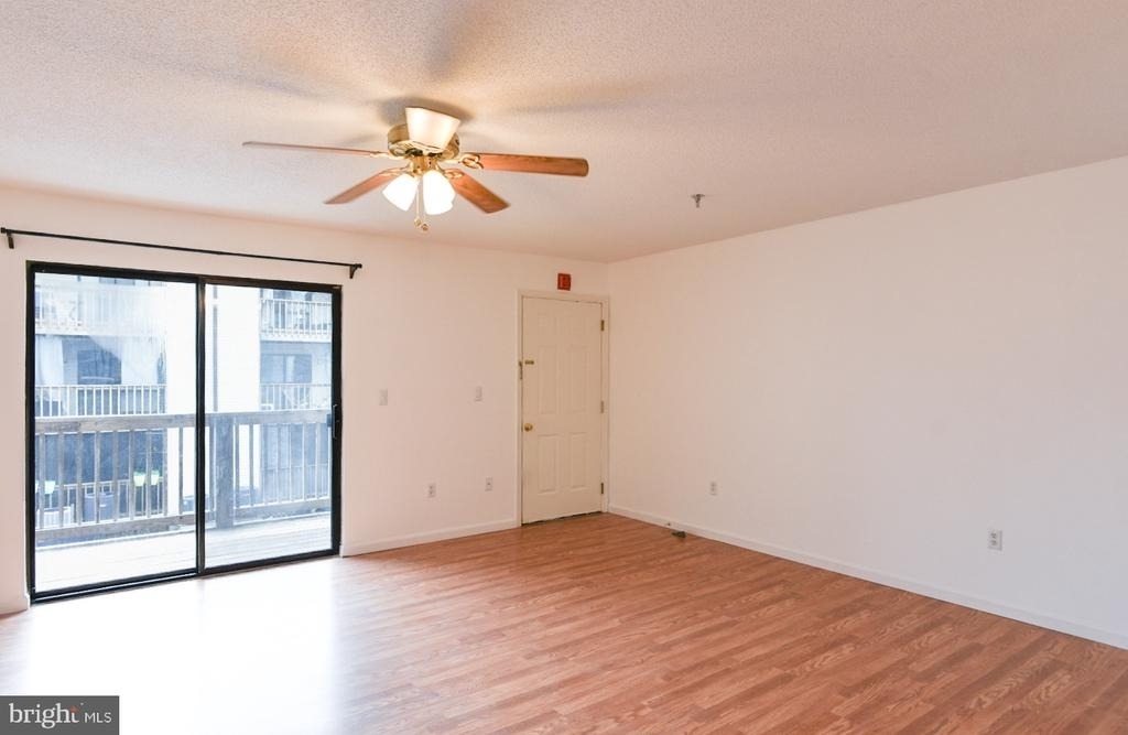 14300 Jarvis Avenue - Photo 15