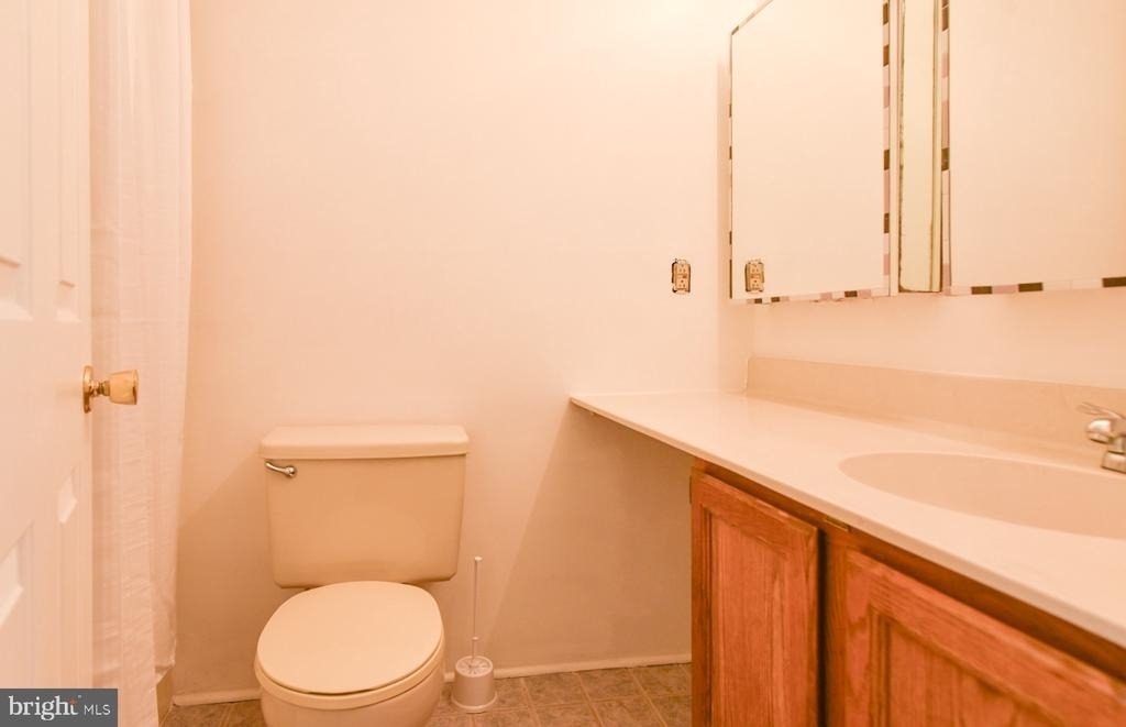 14300 Jarvis Avenue - Photo 9