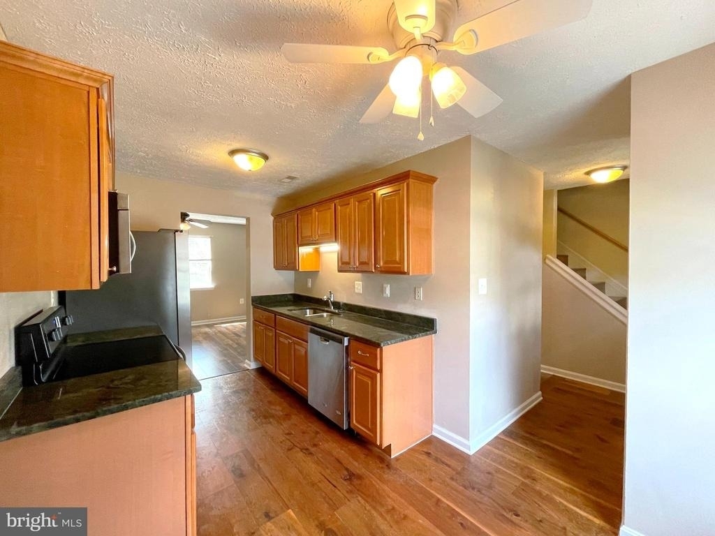 21822 Ronald Drive - Photo 5