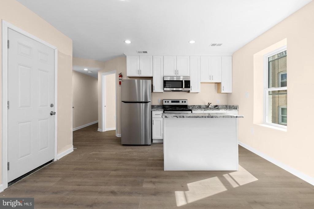 3158 Buena Vista Terrace Se - Photo 4