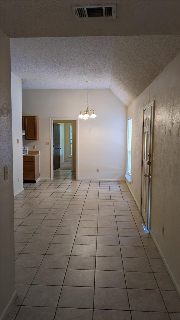 1300 N Bishop St - Photo 2