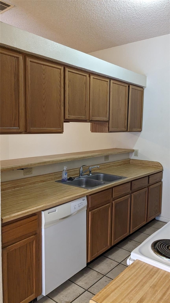 1300 N Bishop St - Photo 7