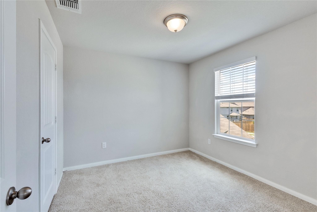 13923 Macquarie Dr - Photo 18
