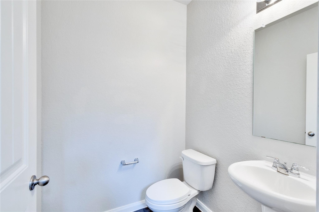 13923 Macquarie Dr - Photo 11