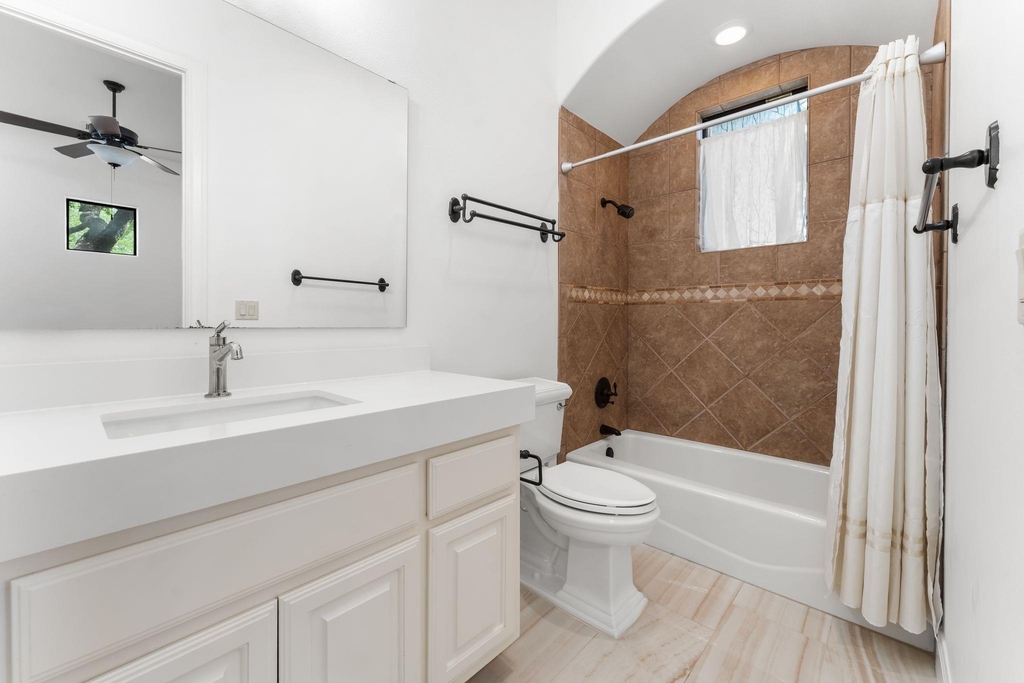 2633 Collingwood Dr - Photo 29