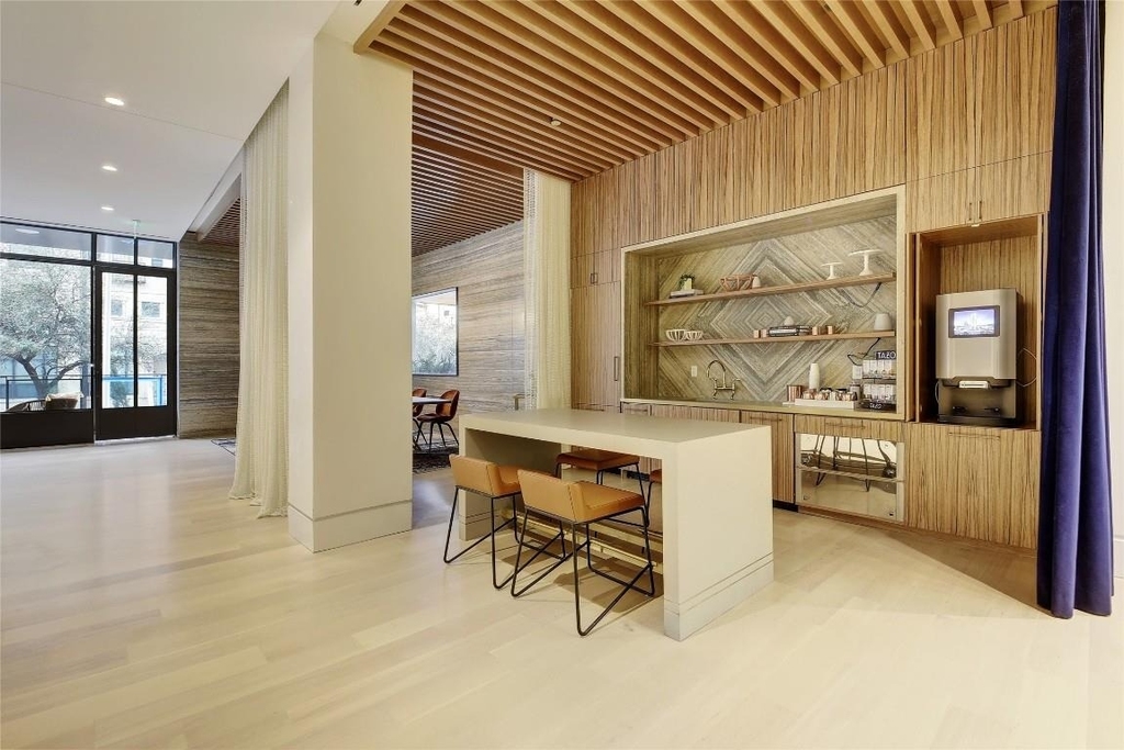 501 West Ave - Photo 32