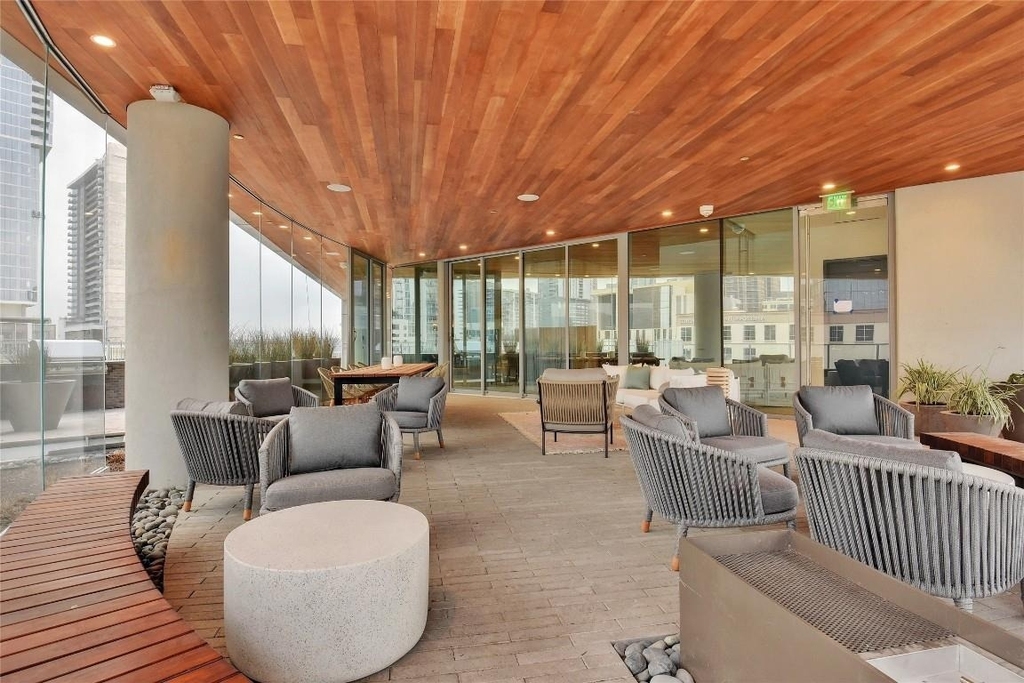 501 West Ave - Photo 22