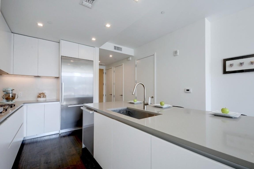 501 West Ave - Photo 8
