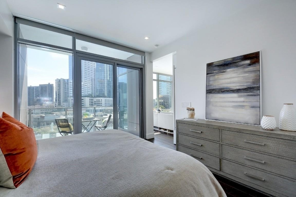 501 West Ave - Photo 13