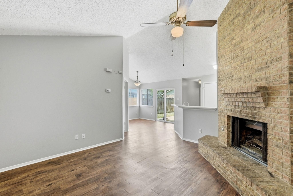 2511 Howellwood Way - Photo 4