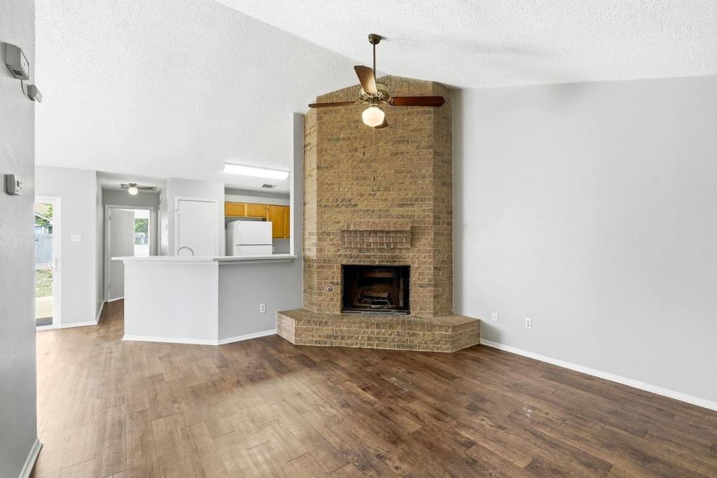 2511 Howellwood Way - Photo 3