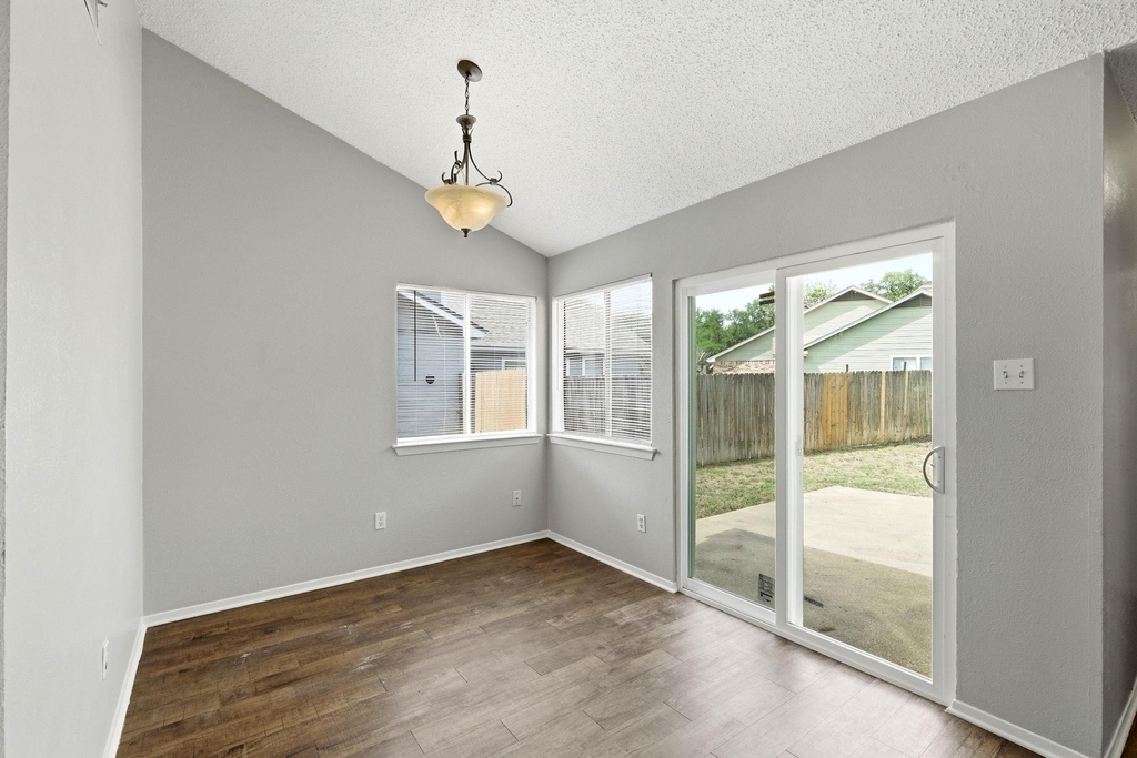 2511 Howellwood Way - Photo 5
