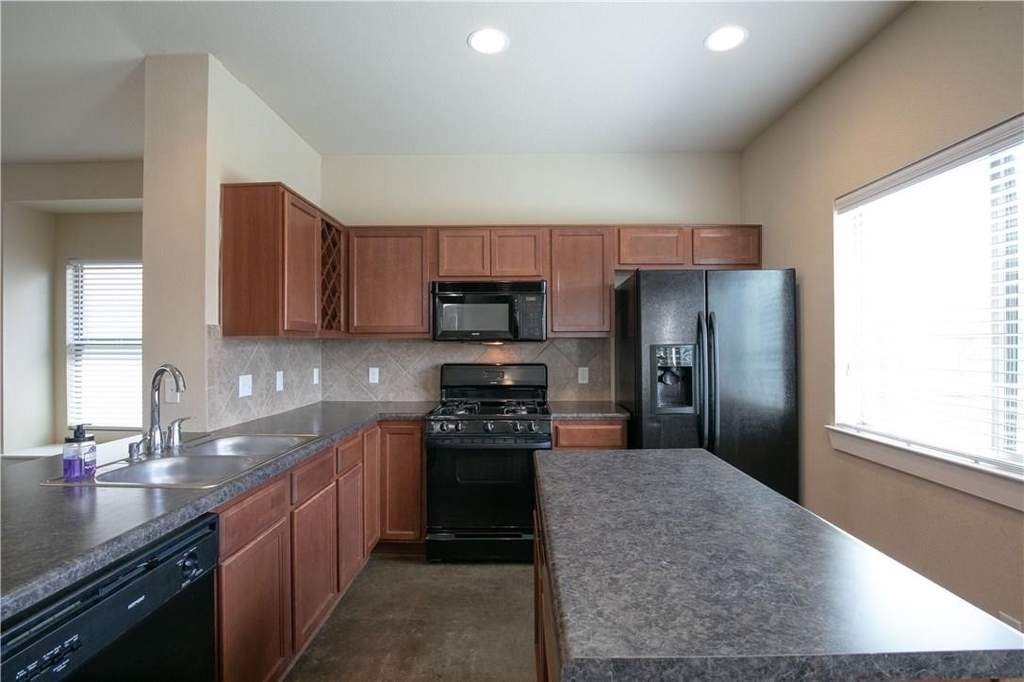 4528 Credo Ln - Photo 6