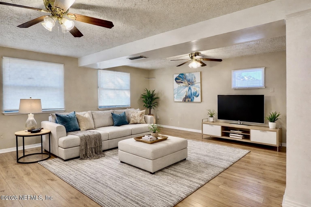 2057 Glen Gardner Drive - Photo 4