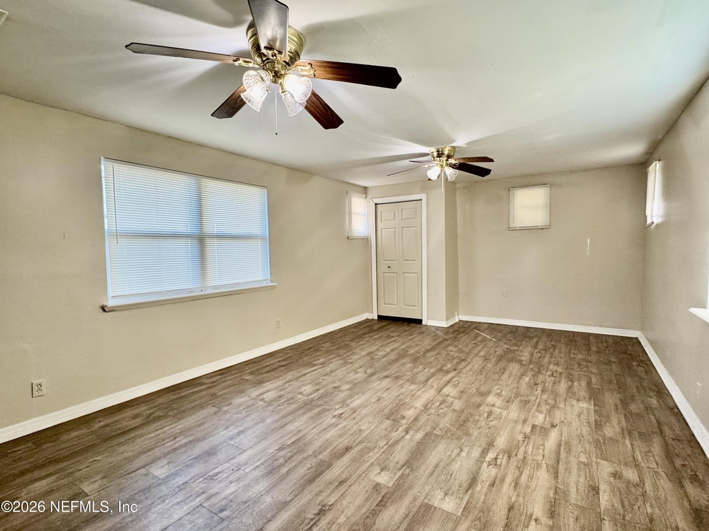 2057 Glen Gardner Drive - Photo 9