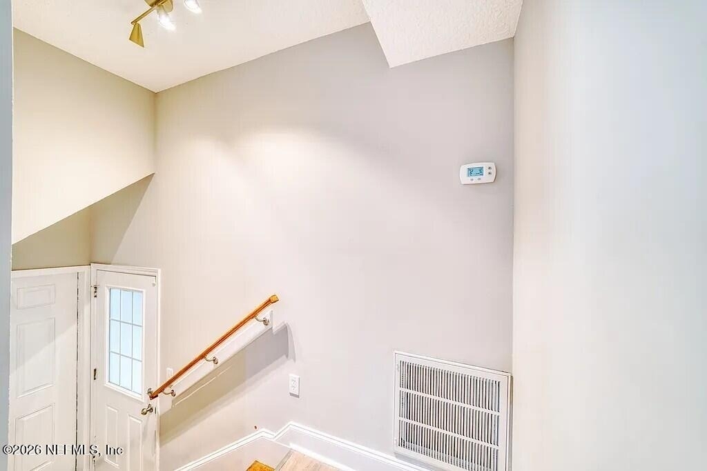 259 Riberia Street - Photo 10